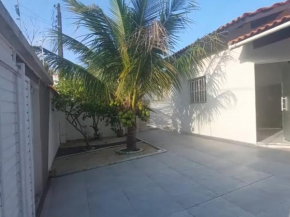 Casa térrea aconchegante com piscina próximo da praia
